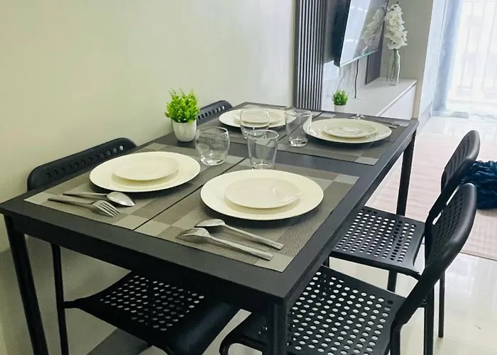 Mall Of Shore 3 Residences Spacious 1br Apartment *