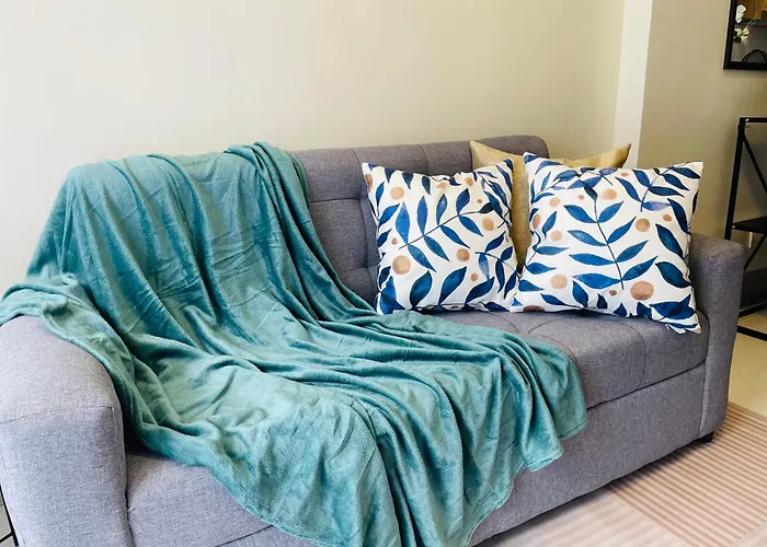 Mall Of Shore 3 Residences Spacious 1br Apartment